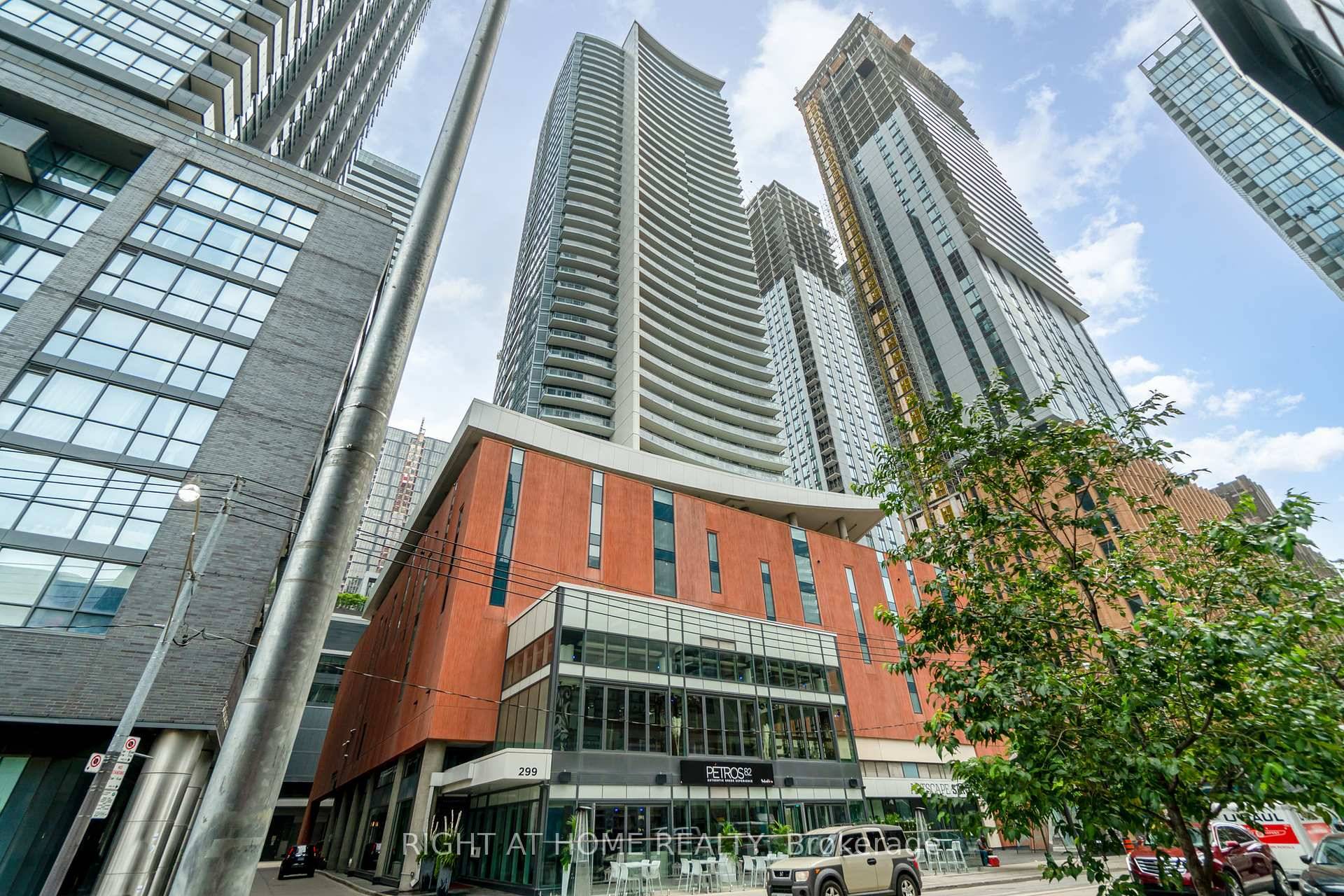 Amazing opportunity to own a spacious studio suite in the iconic Cinema Tower !