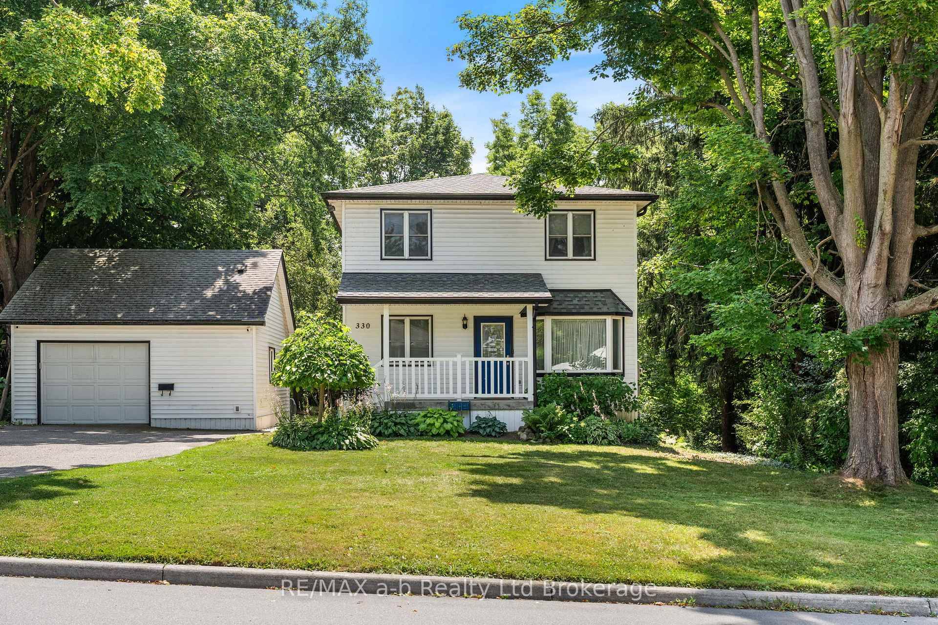 Incredible value.... a beautiful mature treed 82 x 264 lot, 3 1 bedroom, 2.