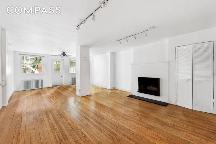 Welcome to 209 East 48th Street, a townhouse in the heart of Manhattan near the historic Turtle Bay Gardens District.
