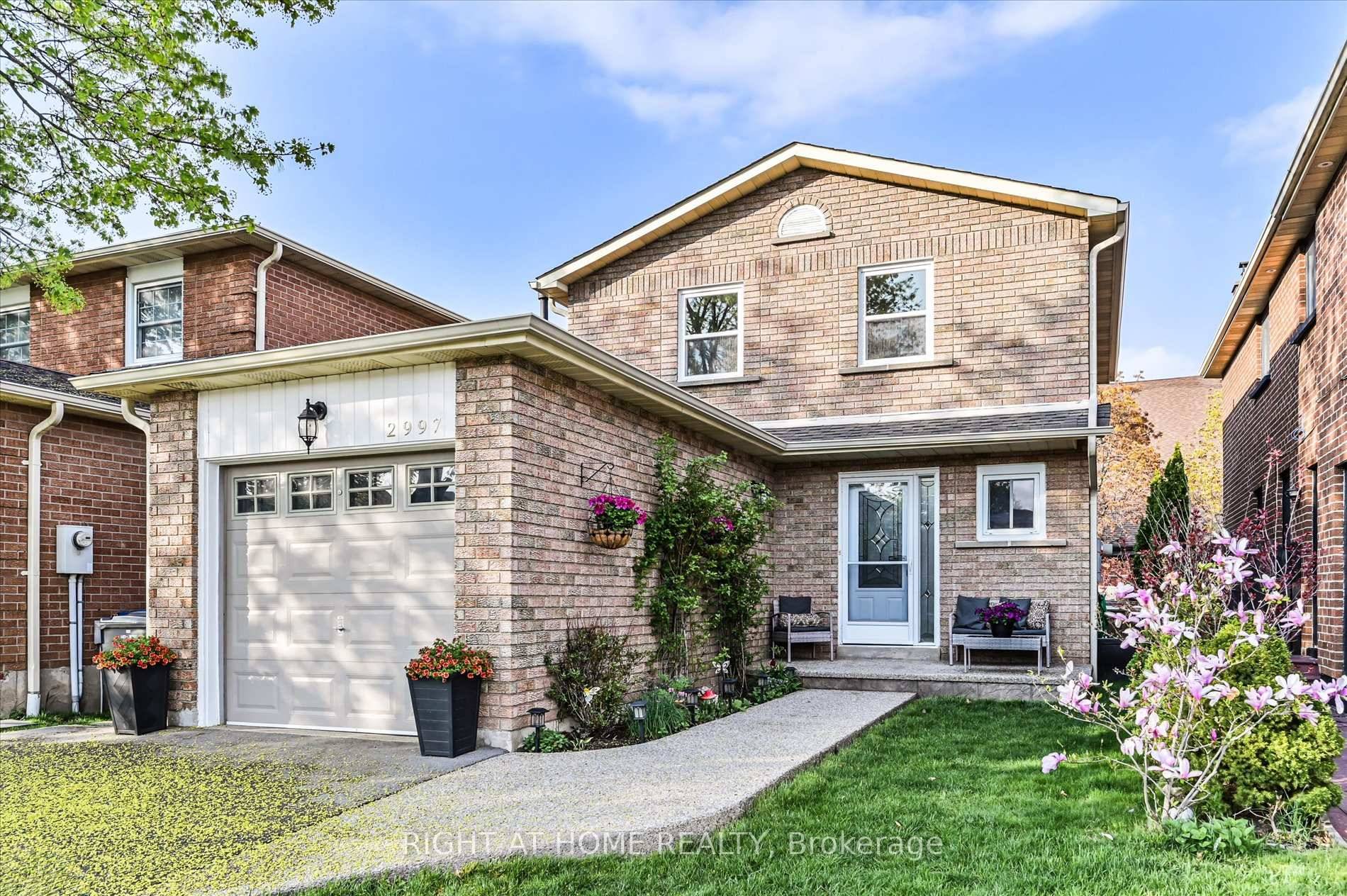 Welcome to this beautifully maintained 3 bedroom, 3 bath detached home nestled on a quiet, family friendly court in the heart of Meadowvale.