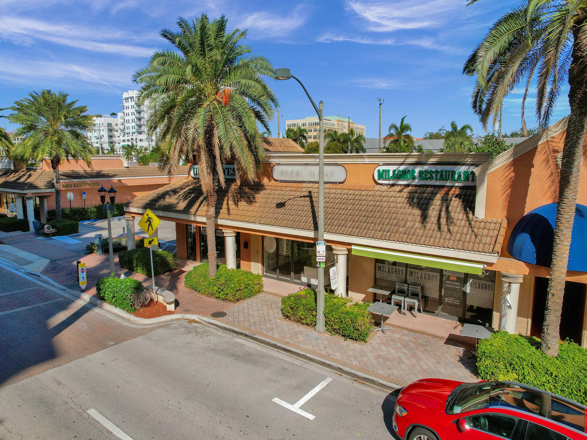Ready to go Mexican restaurant located on the heart of east Boca Raton, beach walking distance.