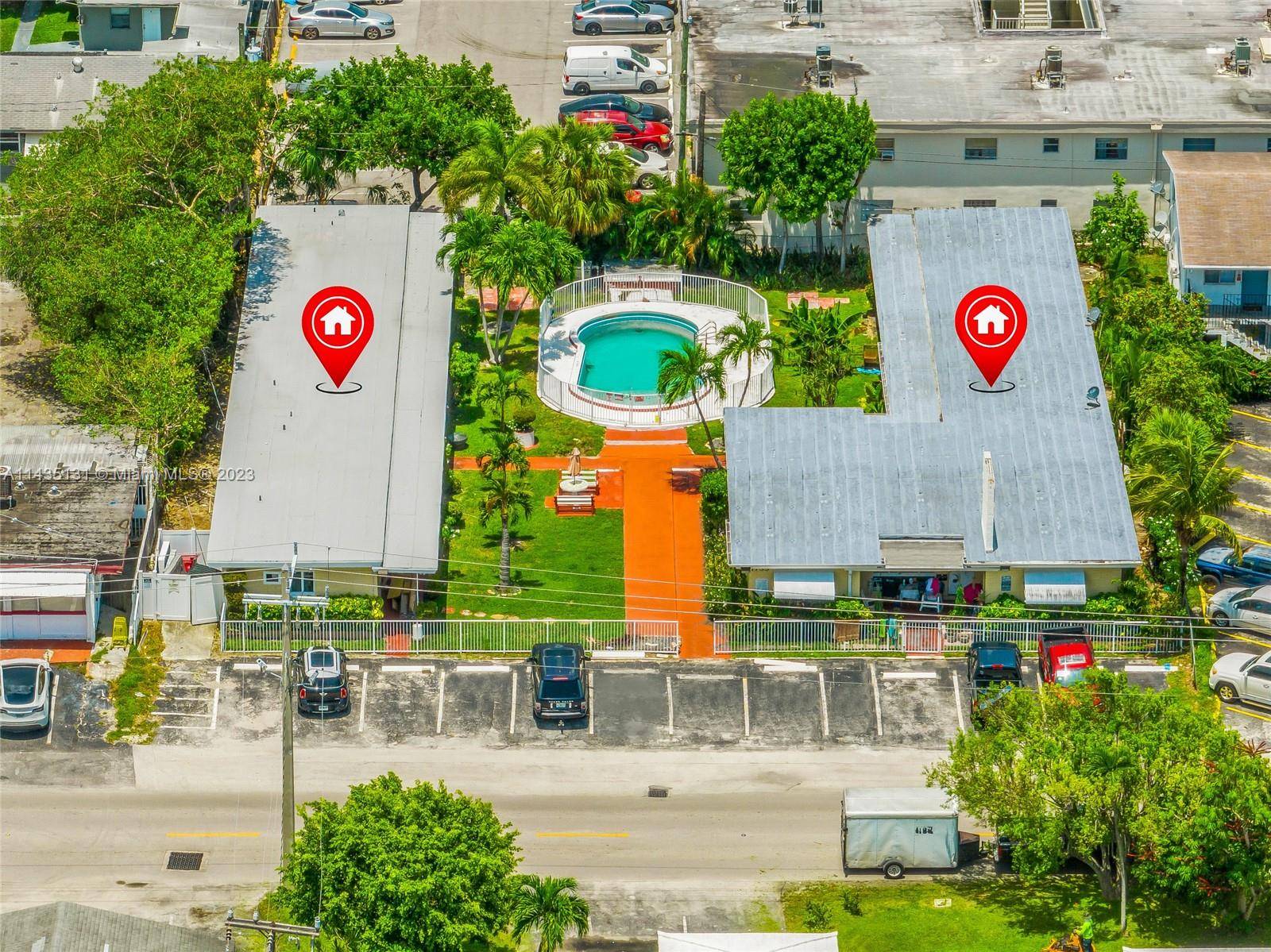 Prime Investment Opportunity in Hollywood, FL Explore this exceptional property at 1735 Arthur St, featuring 13 units within two buildings.