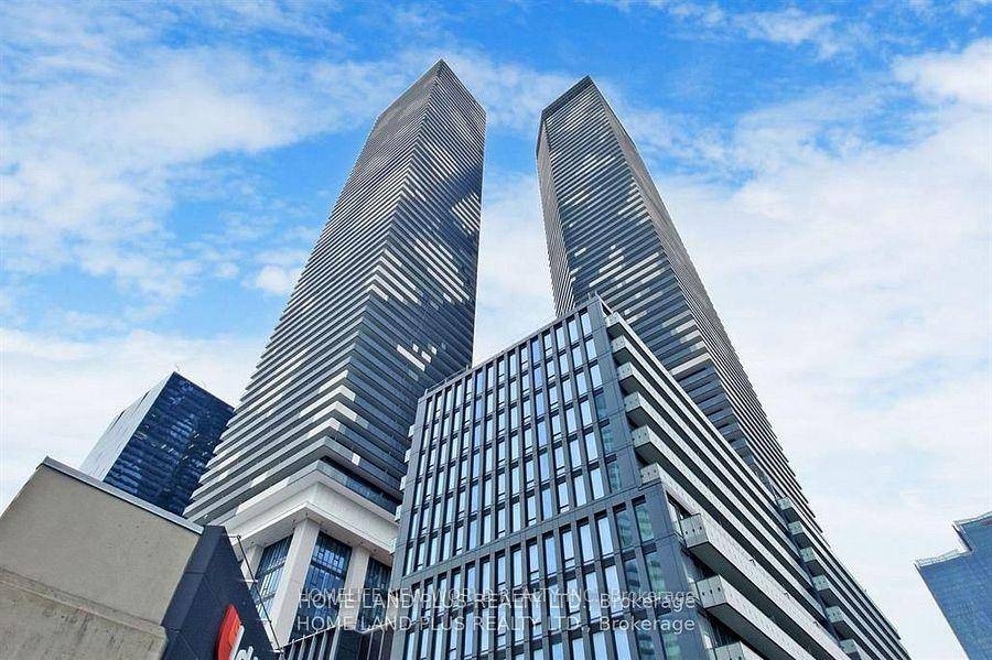 Experience Upscale Living at Sugar Wharf a luxury condo in the heart of Toronto's most sought after downtown neighborhoods One Den Separate Rm which could be as a bedroom with ...
