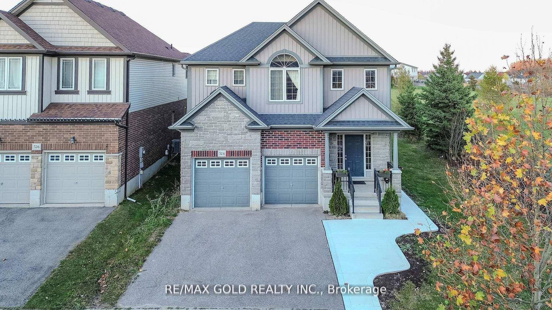 A Stunning Detached Home in a desirable location !