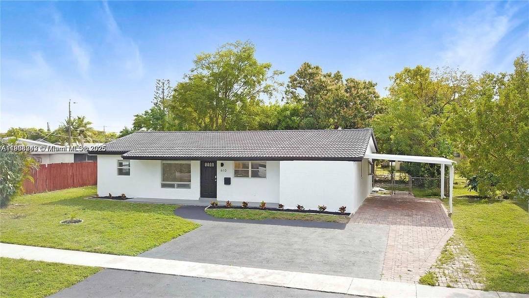 CHEAPEST HOME IN THE AREA BY FAR !