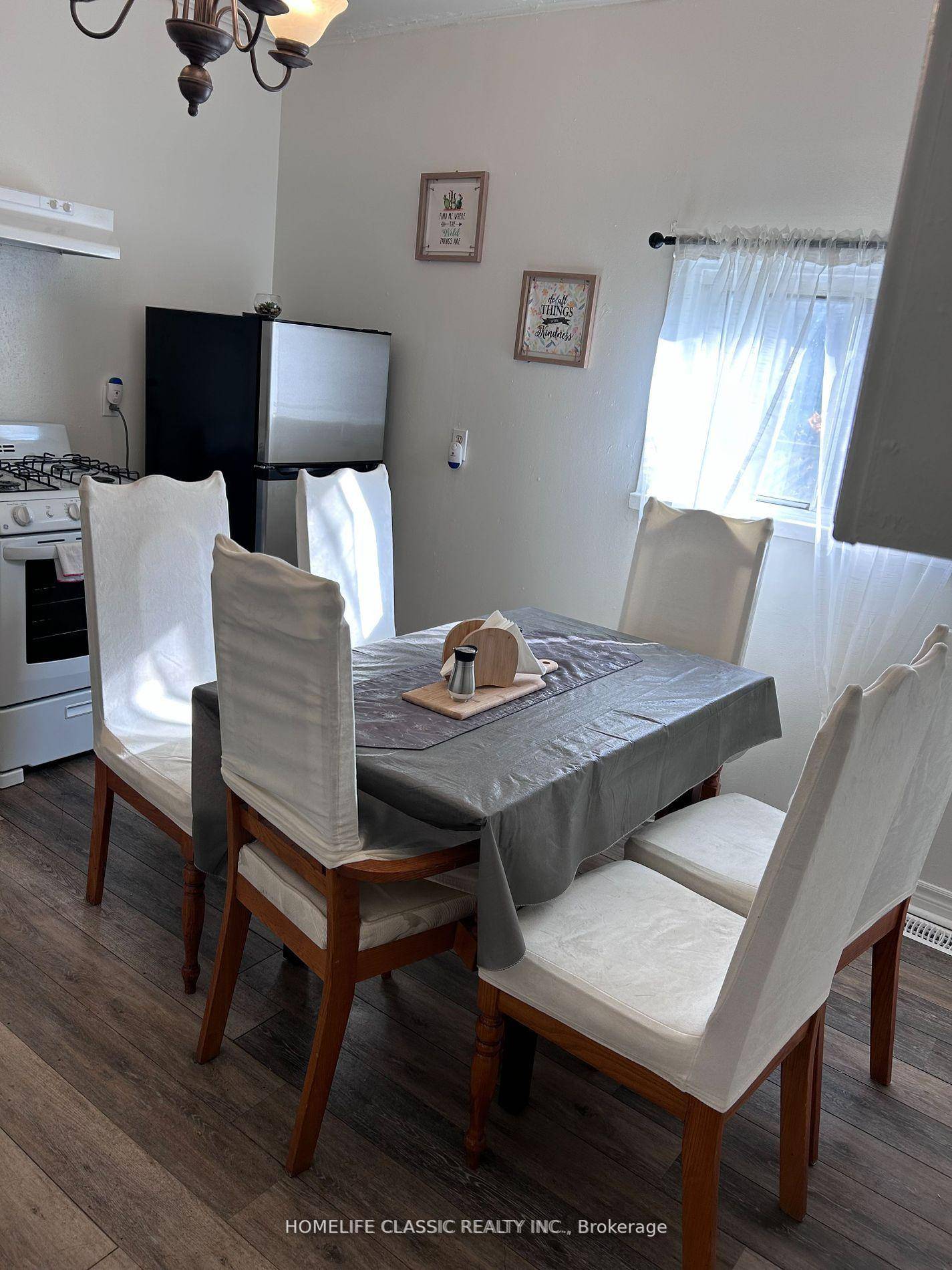 Great Investment Property In The Prime Junction Area !