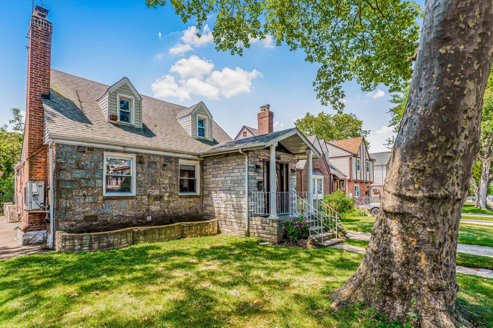 Beautiful, renovated 5 bedroom 3 bathroom home in Fresh Meadows just steps from stores, restaurants, synagogues, buses to Manhattan and St.