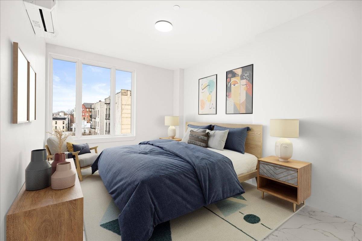3 BED 2 BATH IN BEAUTIFUL PRIME CROWN HEIGHTS PROSPECT HEIGHTS AVAILABLE NOW !