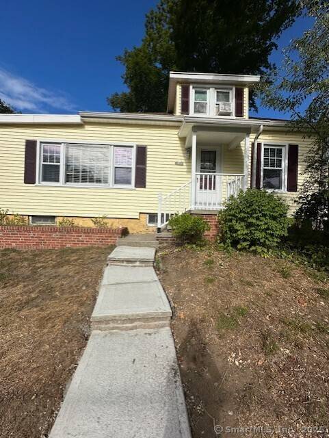 Welcome to Trumbull ! Great commuter location.