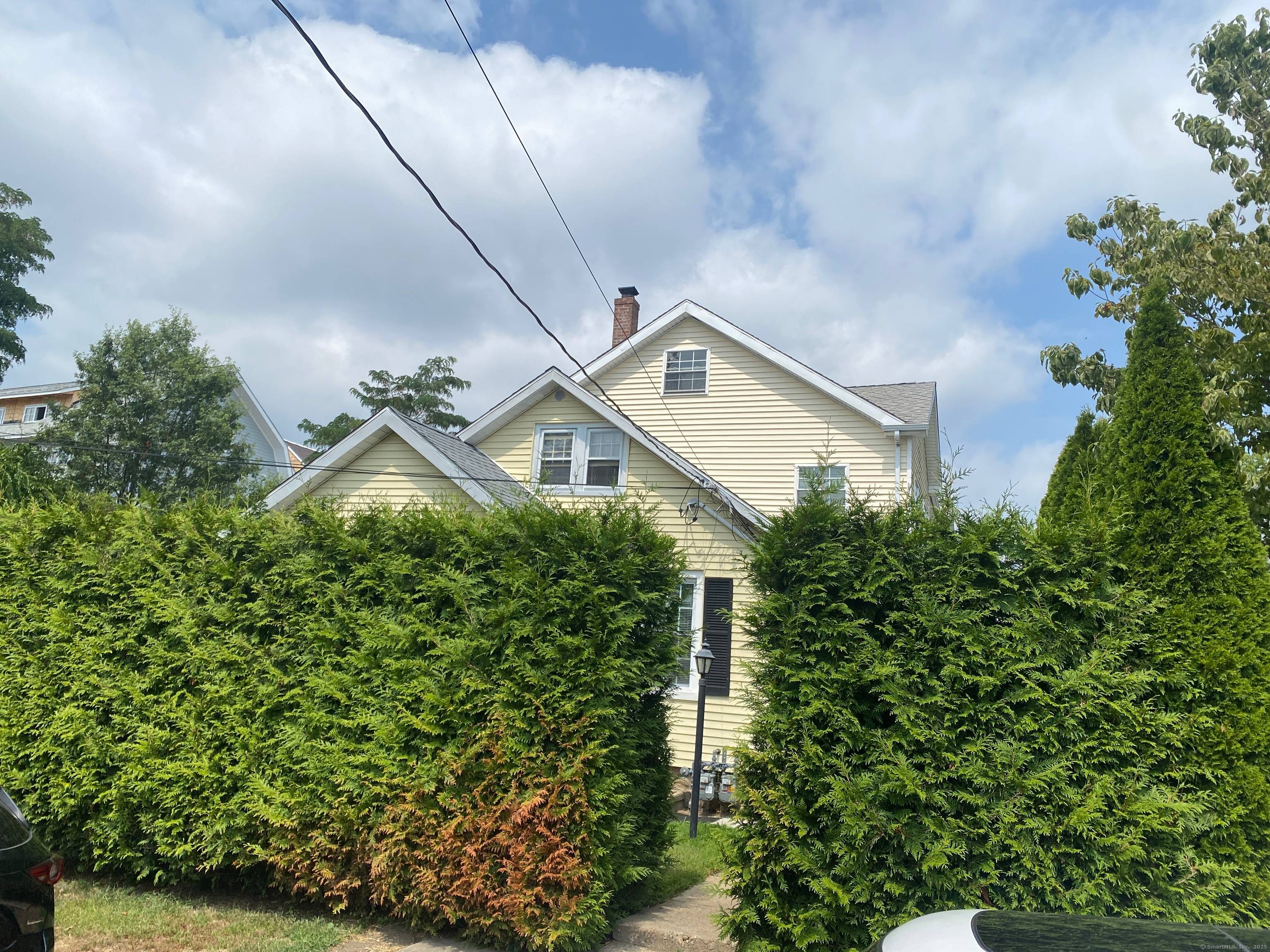 Charming 4 Bedroom Rental in East Norwalk !