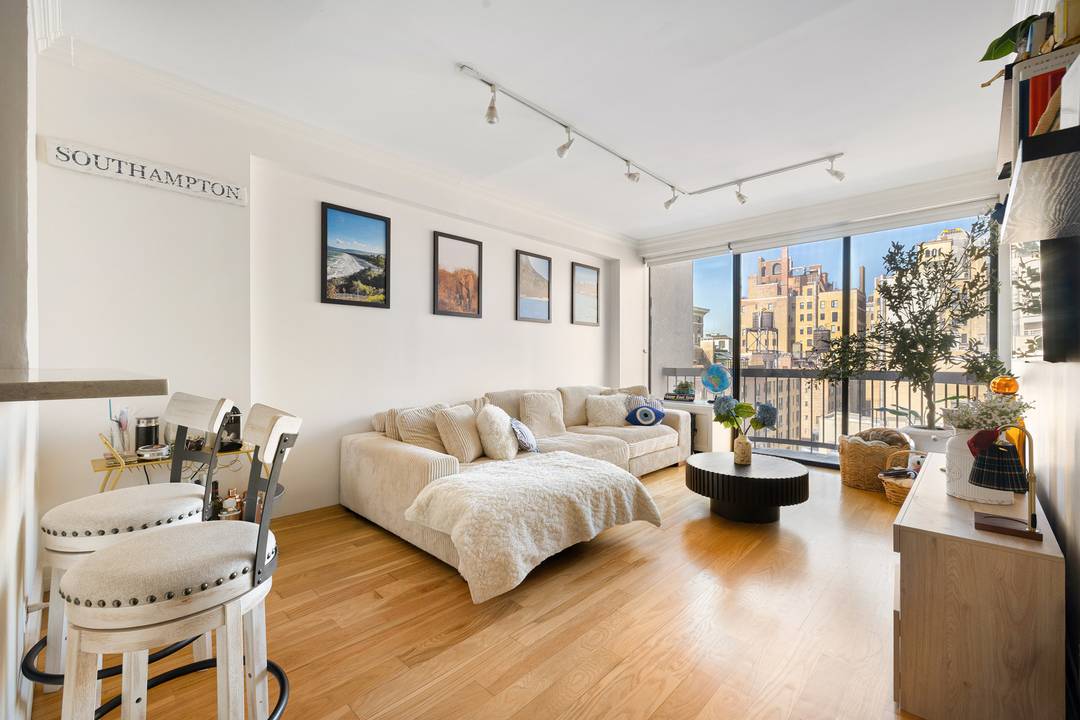 Welcome to Residence 11E at 150 East 85th Street, a bright, high floor one bedroom condo with west facing light, a private balcony, and the ease of full service living ...