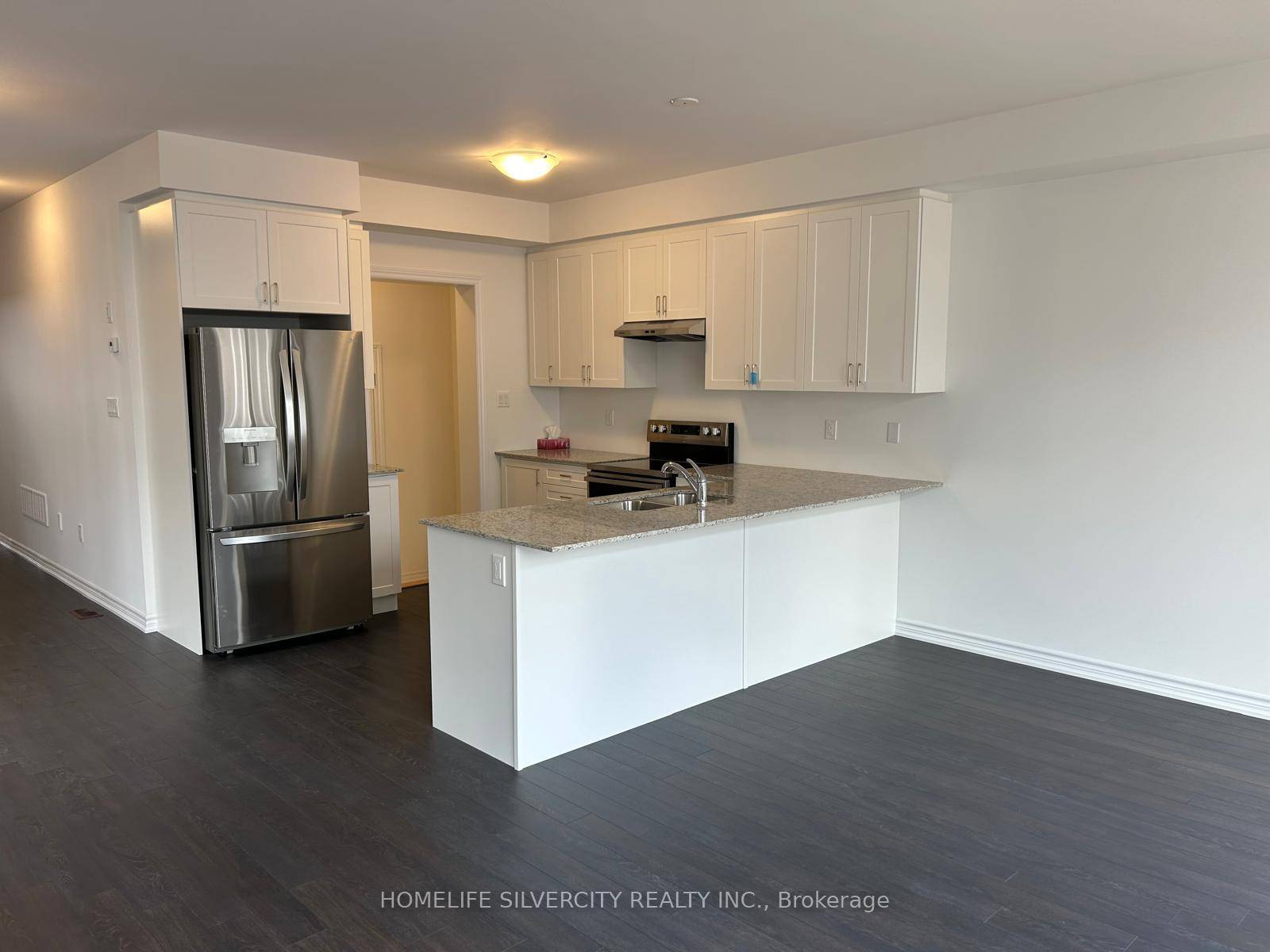 Brand New 4 Bed, 3 Bath Semi Detached Home for Rent in Erin Glen Welcome to your dream home in the highly desirable Erin Glen community !