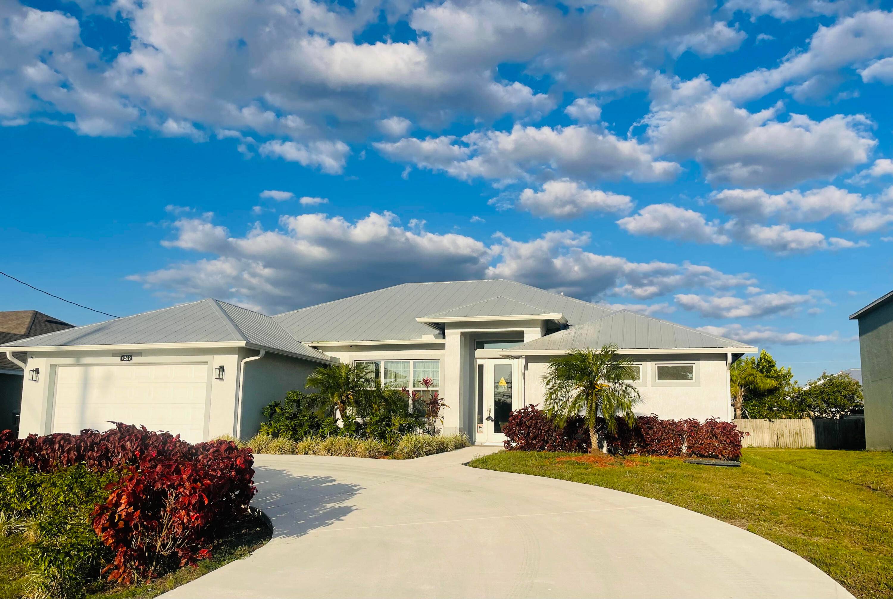 Model Home Alice For Sale, BY APPOINTMENT ONLY !