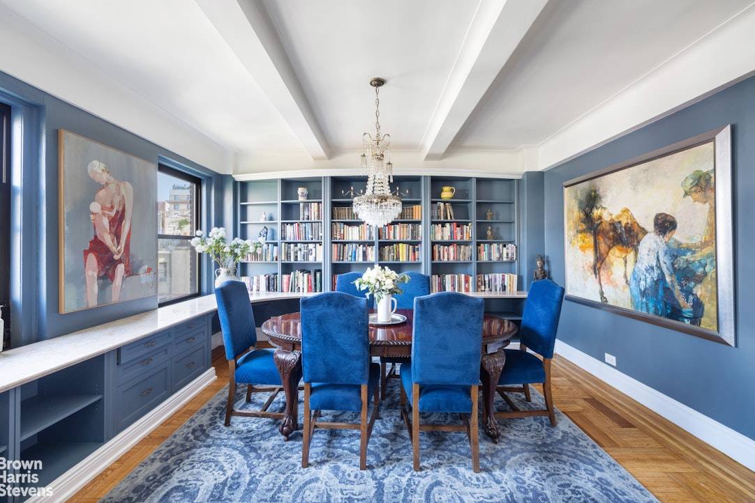 TREASURED Perhaps the best designed line in the building, apartment 6D is a gorgeous sun filled and spacious home positioned in a well run cooperative located in an ultra desirable ...