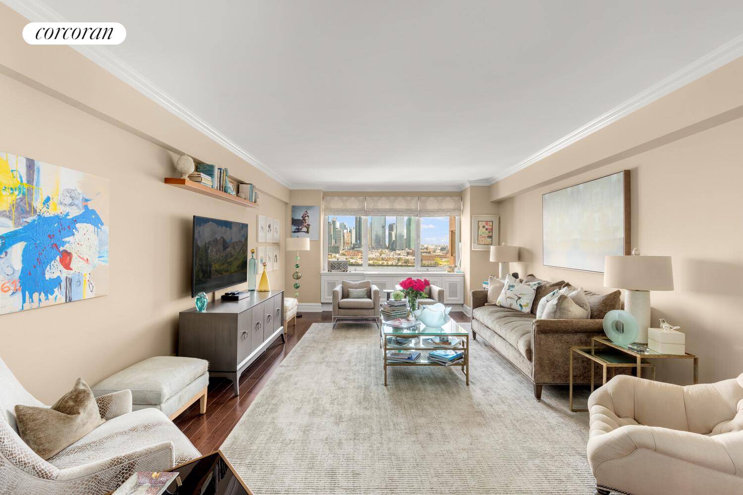 EXCLUSIVELY YOURS ON SUTTON Imagine beginning each day with sweeping panoramic views of the East River from the 15th floor of one of Sutton Place's most distinguished white glove residences.