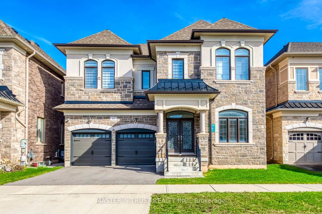 Welcome to this stunning executive residence in the prestigious 'The Oakes' community of Rural Oakville.