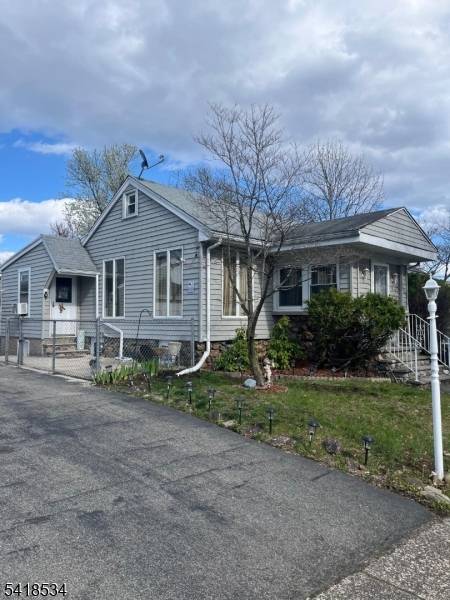 Beautiful one family in the upper Hillcrest section of Paterson.