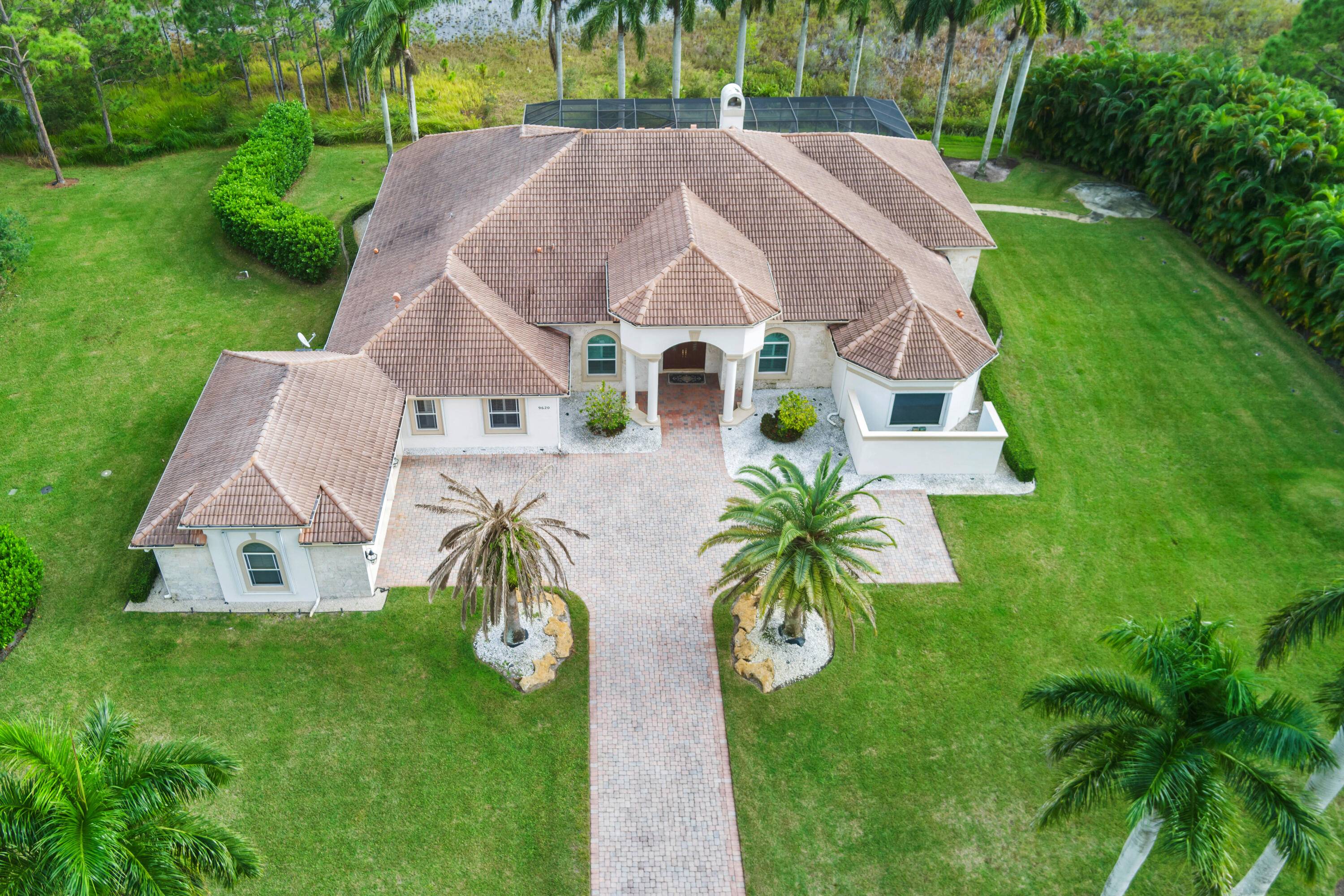 MOST PRIVATE ESTATE IN PGA VILLAGE !