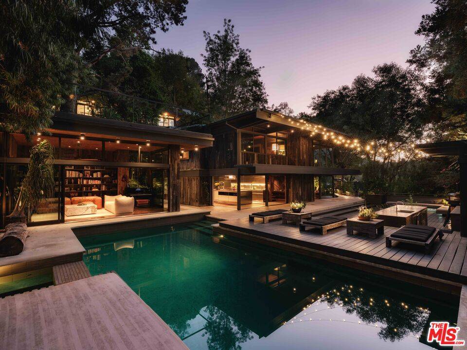 2563   Nichols Canyon Rd 4BR Hollywood Hills East La