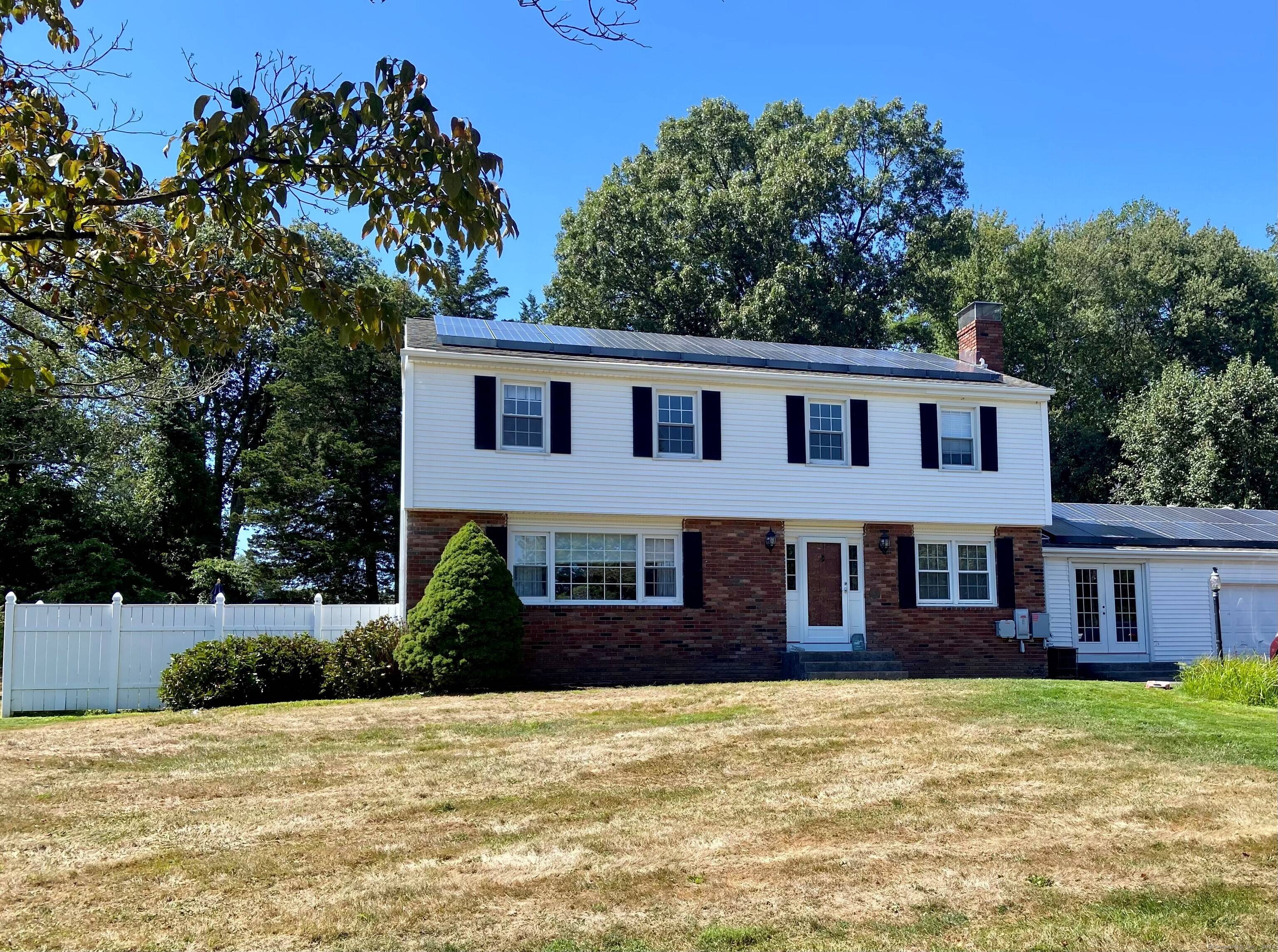 Elegant Colonial Retreat in Oronoque Golf Course Views Resort Style Living.