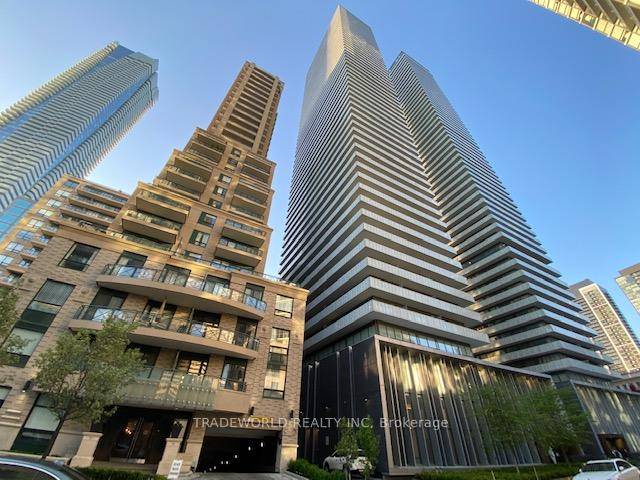 Rare Find Spacious One Bedroom Corner Unit In Luxury CASA II Building Beautiful South West City View 9' Smooth Ceilings Floor To Ceiling Windows 532 Sf 263 Sf Wrap Around ...