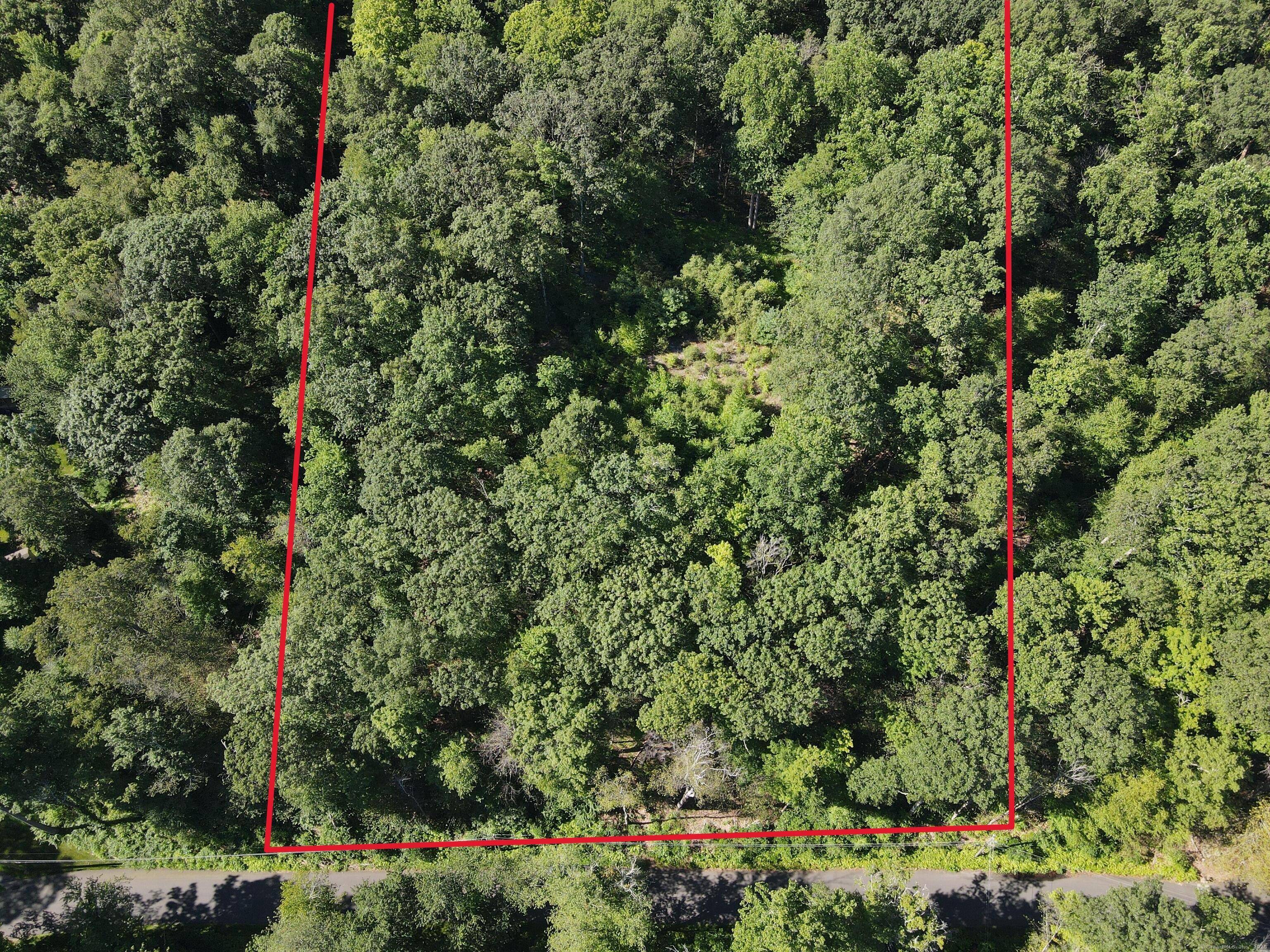 Here's your opportunity to own an amazing 2 acre property nestled in the heart of Ridgefield, CT, in Fairfield County.