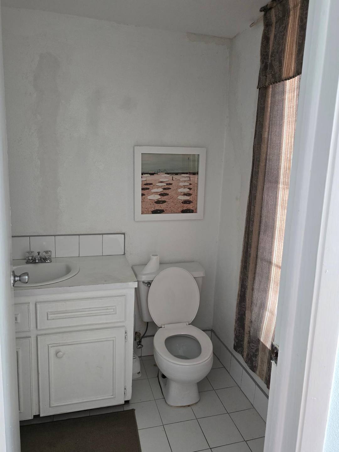 BALCONY ROAD Single Family Home New-Providence