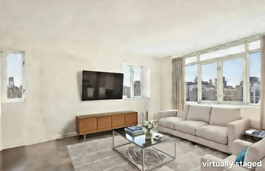 Investment Opportunity Buy with Tenant in Place.