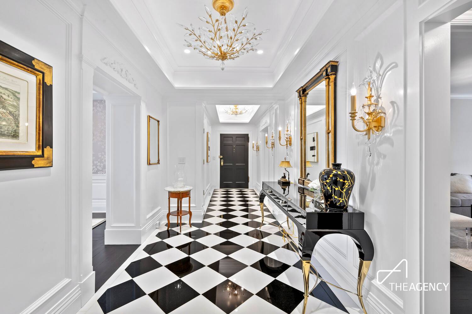 Welcome to this stunning Prewar Classic 7 Apartment in the highly desirable Sutton Place neighborhood.