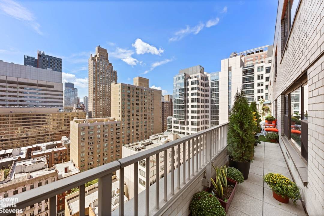 NEW PRICE ! NEW BOARD ! Big terrace south views !