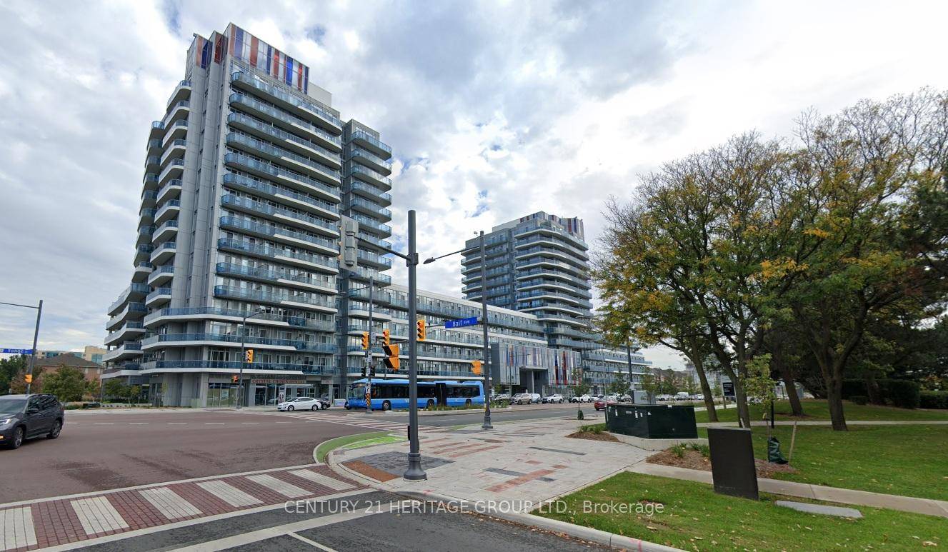 Luxurious Expression Condos in the Heart of Richmond Hill.