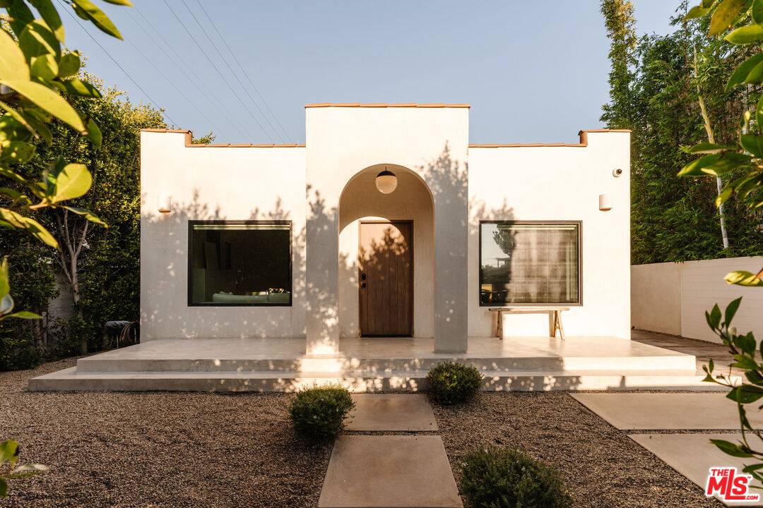 2418   Walnut Ave 3BR Marina Del Rey La