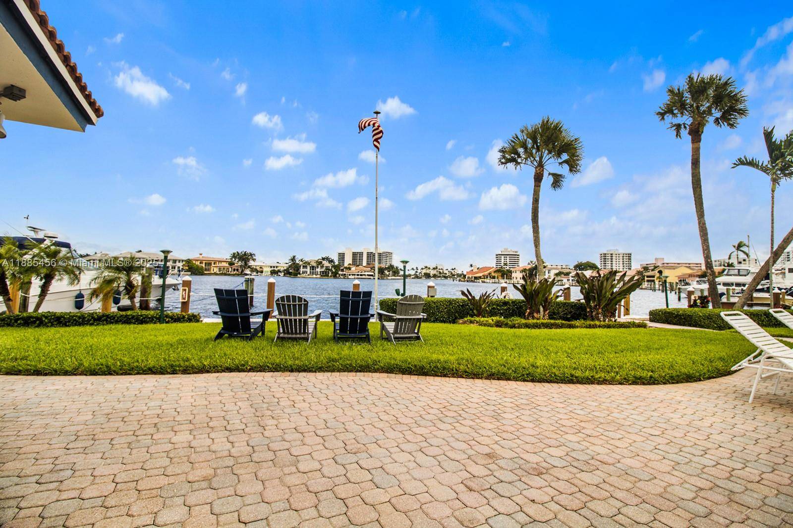BRING YOUR BOAT, DOCK SPACE ON INTRACOASTAL, NO FIXED BRIDGES, 3 A FT UP TO 50 FT.