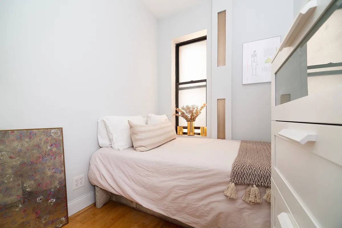 Welcome to your brand new HOME IN SOHOApartment Neighborhood Features Two Bedroom with a larger living room Window in the Kitchen Granite bathroom Ample Closet Space Windows Throughout to let ...