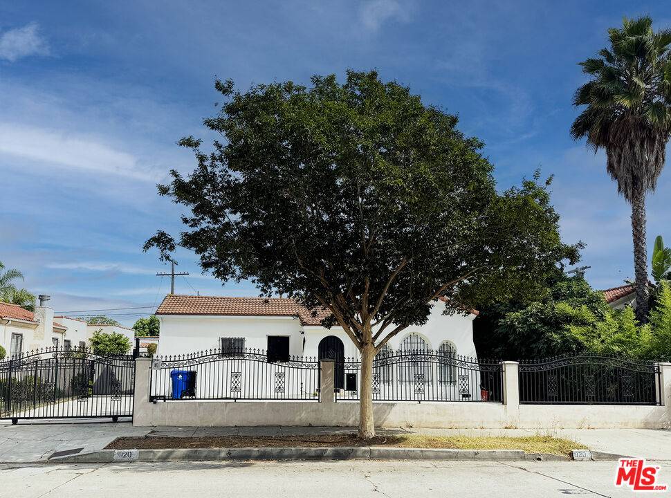 920 S Cochran Ave 4BR Hancock Park La