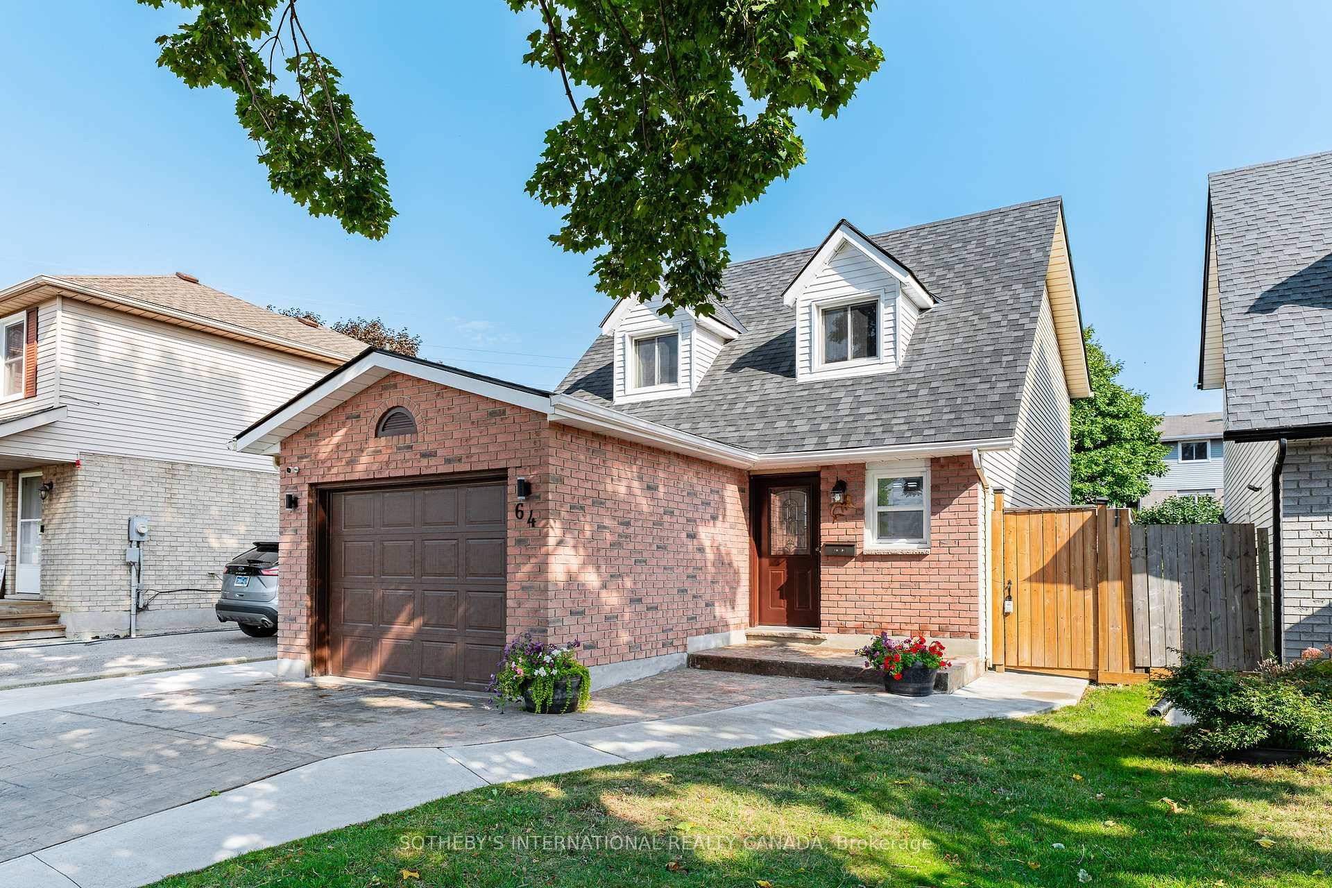 Welcome to 64 Glenbrook Crescent, located in the highly desirable neighbourhood of North Galt.