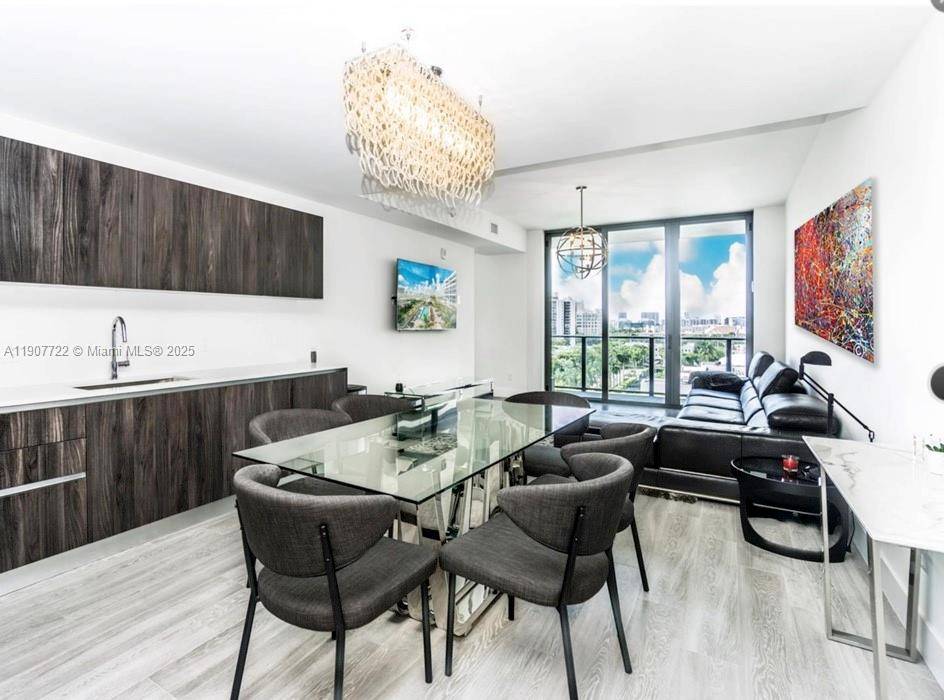 A MUST SEE ! BEST LOCATION IN AVENTURA.