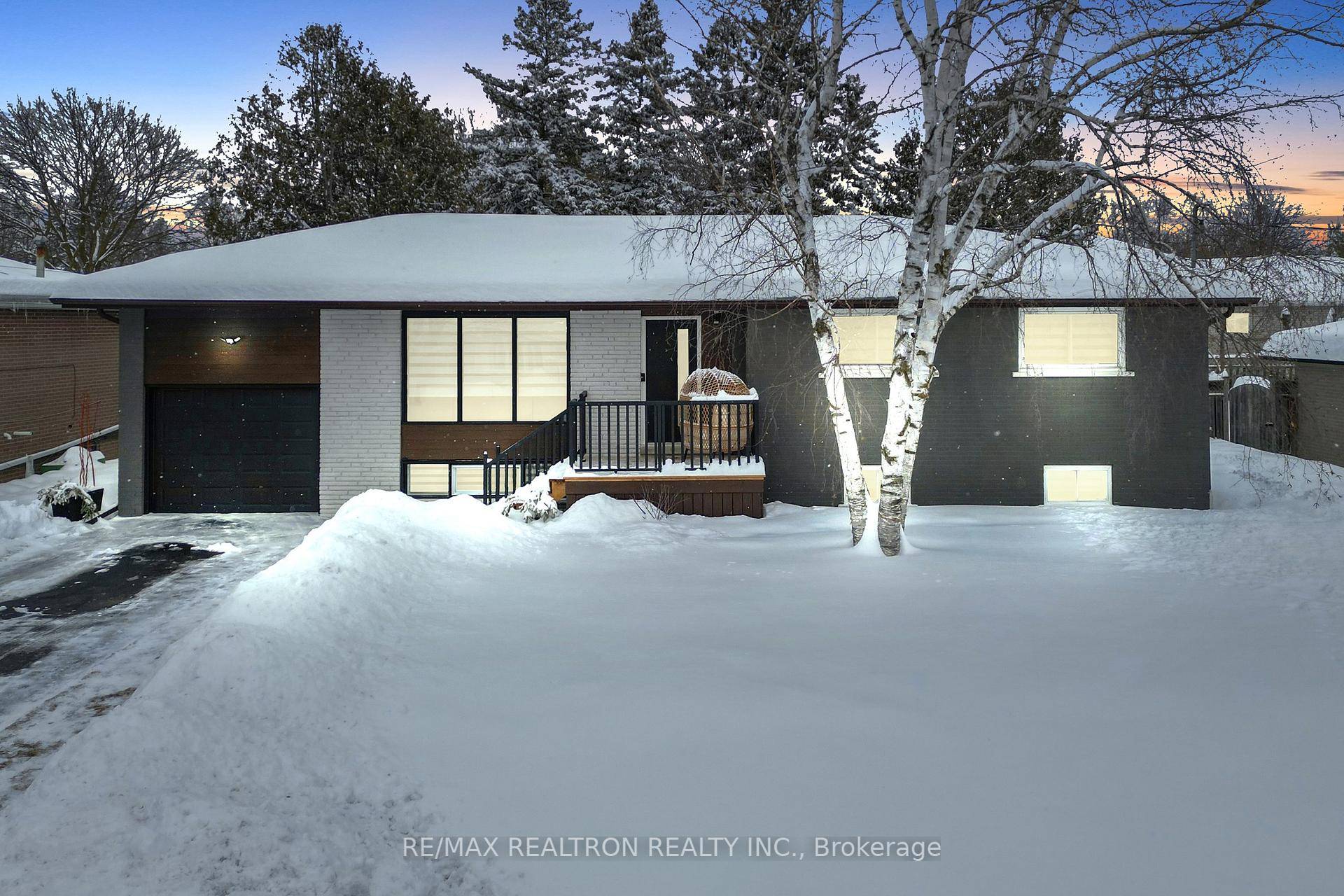 Picture yourself sipping your morning coffee while relaxing in this beautiful spacious kitchen, looking out through the bright windows into the backyard filled with trees, gardens and wildlife.