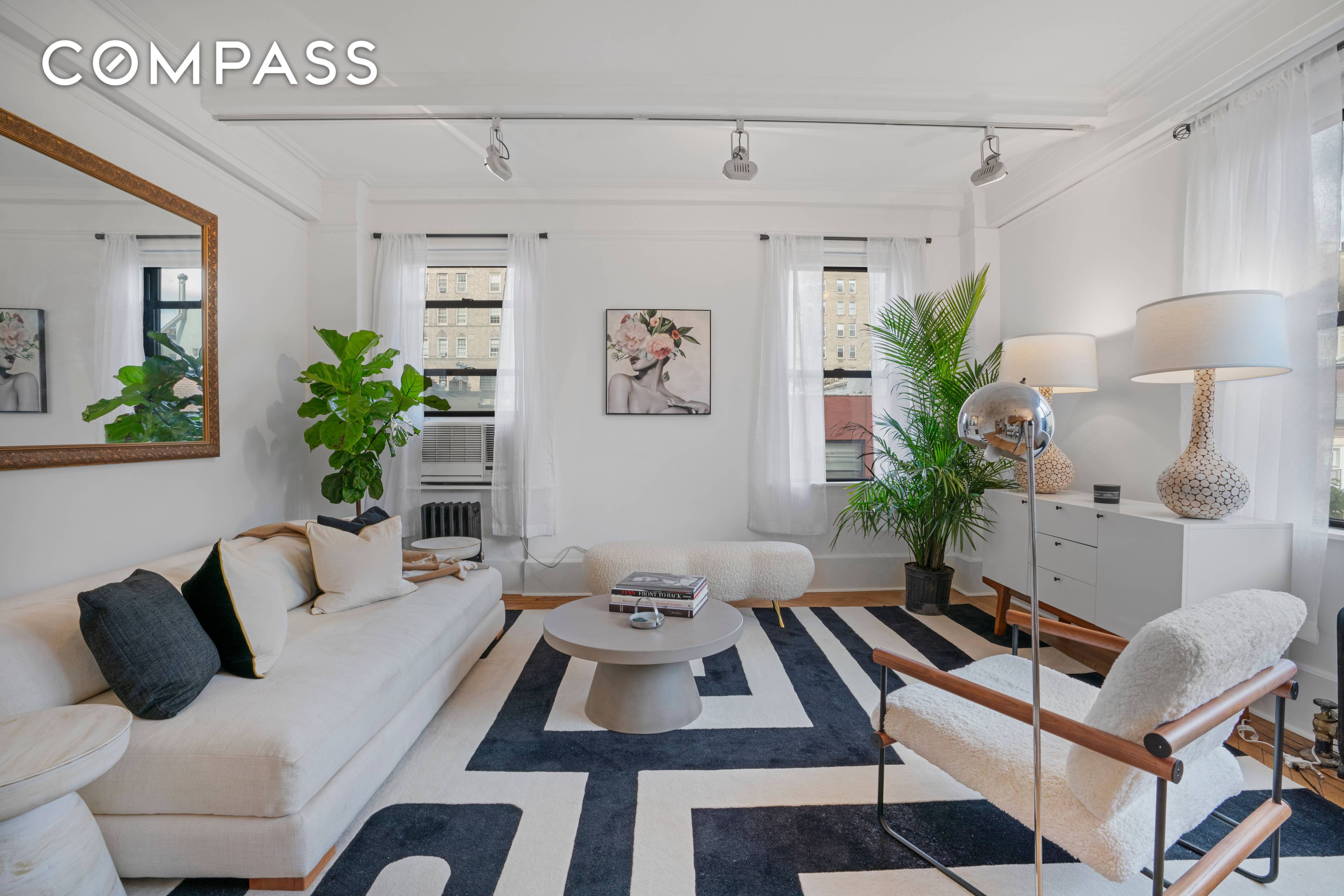 Welcome to apartment 6F at 345 West 88th Street.