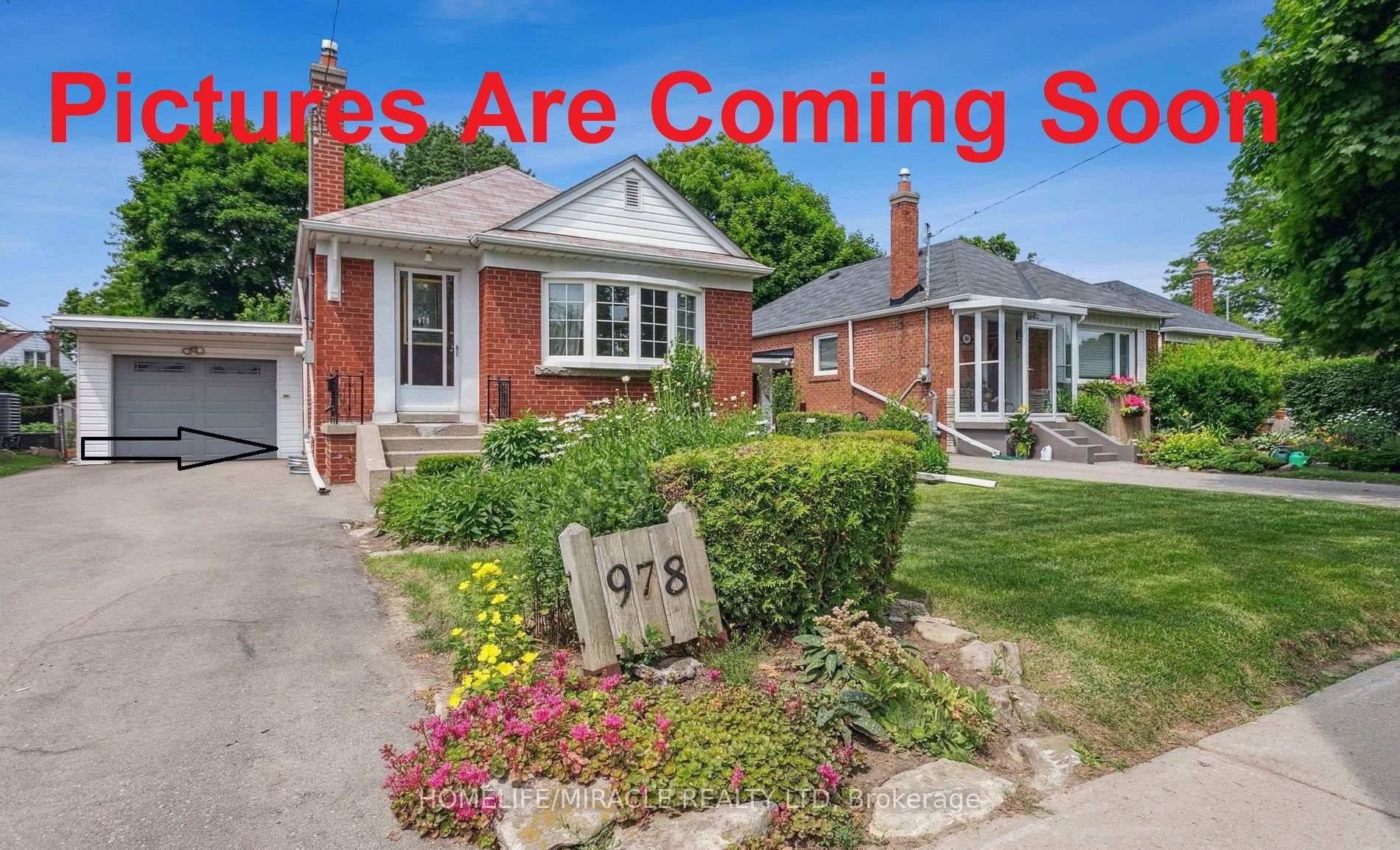 Separate Entrance 1 Bedrooms, 3 pc washroom and a kitchen.
