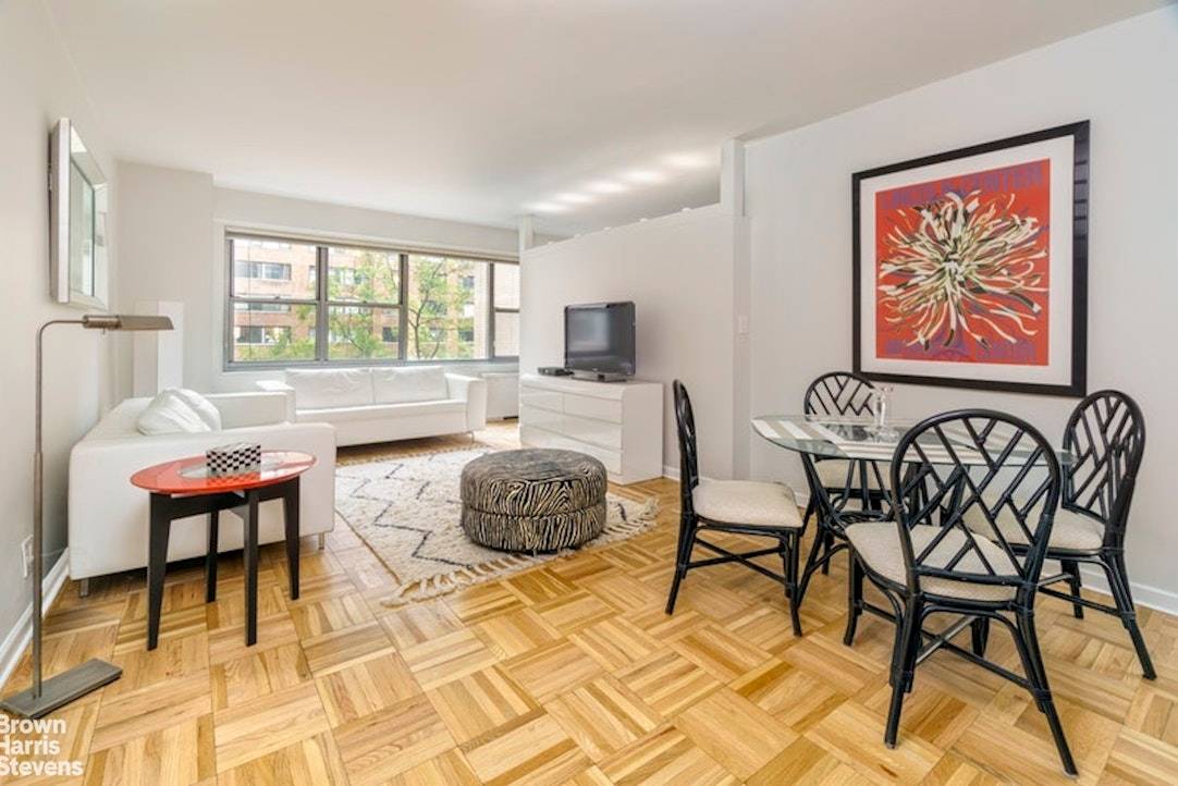 Just Bring Your Toothbrush To This Beautiful Furnished Junior One Bedroom !