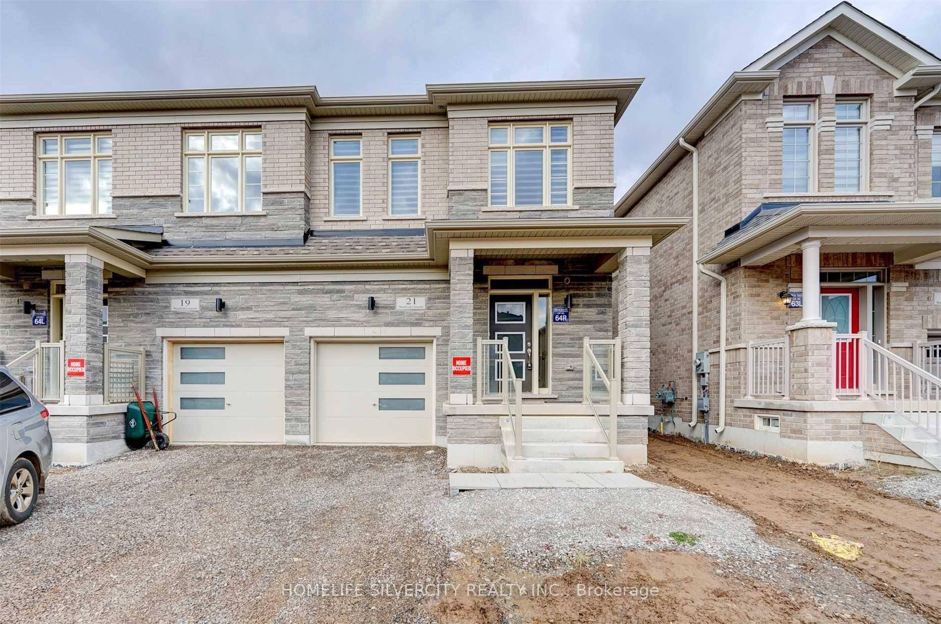 Welcome to this modern 3 bed, 3 bath semi by Starlane Homes in the desirable Mountainview Heights community.