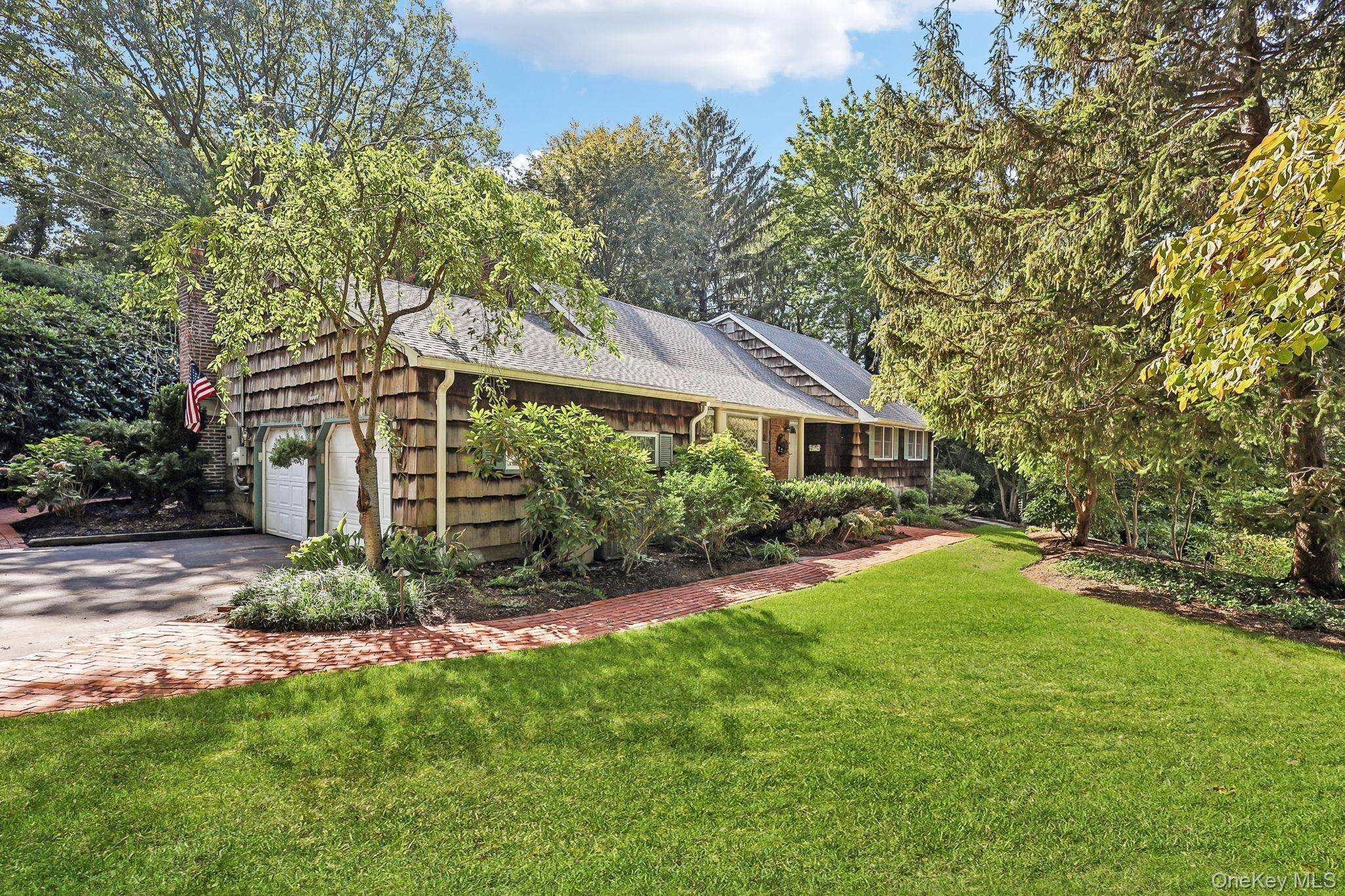 Very Pretty 5 Bedroom, 3 Bath Farm Ranch, North of 25 A.