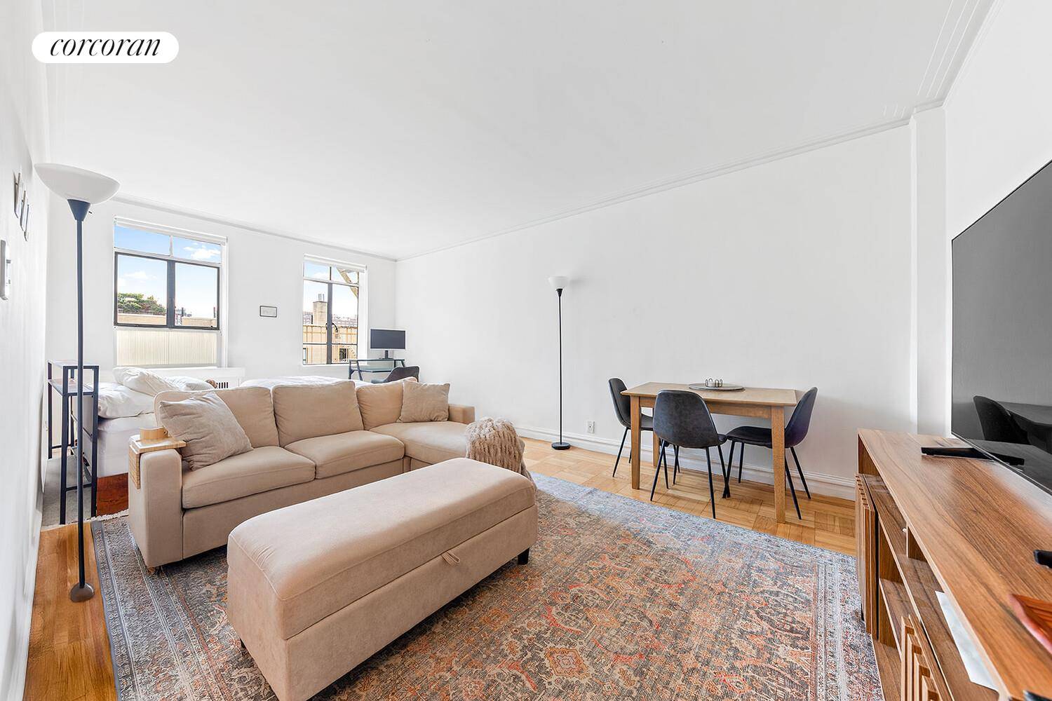 Oversized Studio with Home Office in Prewar Doorman Building Welcome to Apartment 6DE at Chelsea Gardens a beautifully proportioned, sun filled studio that offers the scale and elegance of a ...