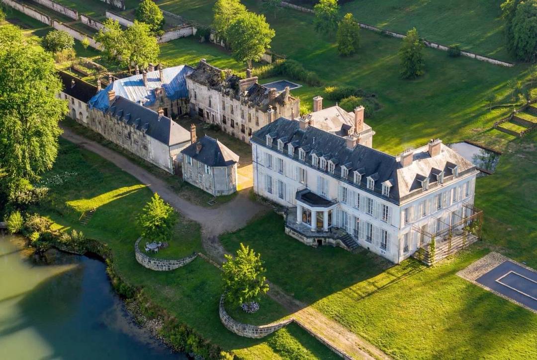 Exceptional Castle - Near Fontainebleau - 1200 sqm