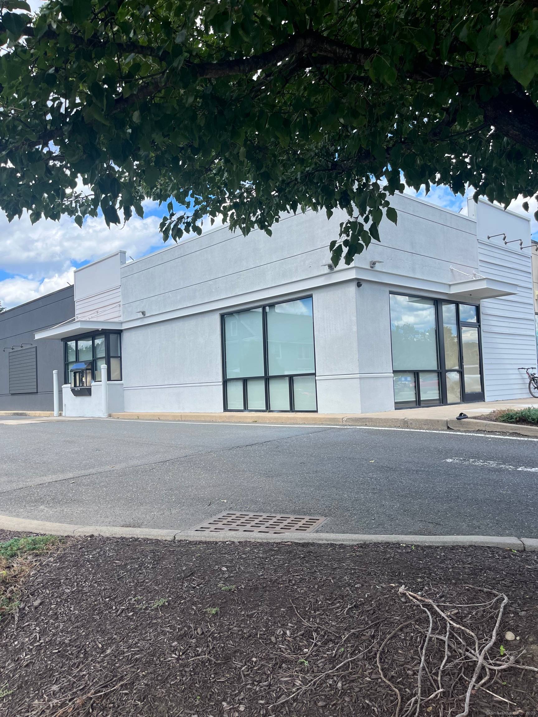 Prime Location with National Tenants Like CVS, Auto Zone including others 2, 400sf End Cap Commercial Unit with drive through station, 11'x14' Walk in Freezer including a 9'x13' Walk in ...