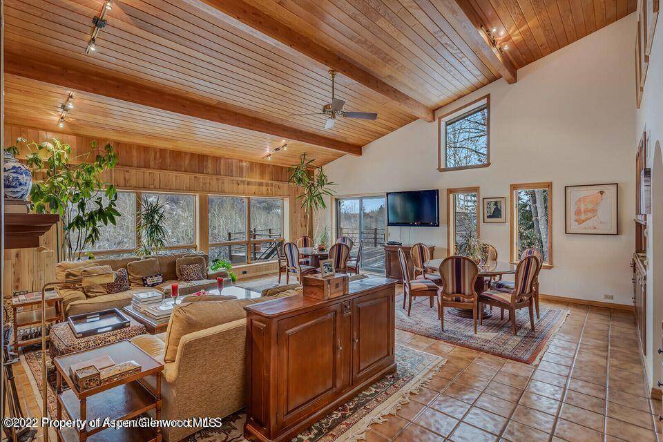 Come home to this well built 4 Bedroom plus guesthouse 4, 400 square foot home on lower Red Mt.