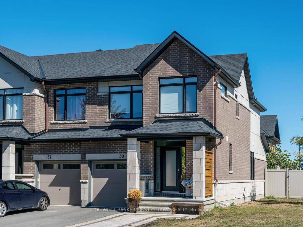 Gorgeous end unit, corner lot townhome for rent Shows like a model home, beautifully upgraded with hardwood throughout main floor including upper hall, hardwood staircase and iron railings, upgraded carpets ...
