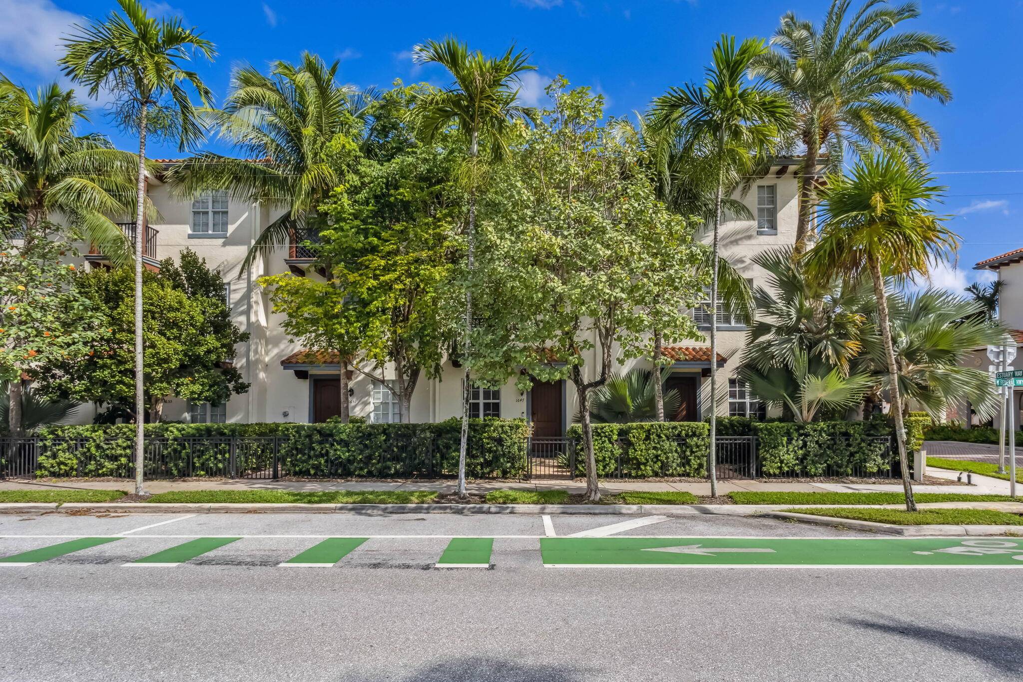 Conveniently located in the heart of Delray Beach !