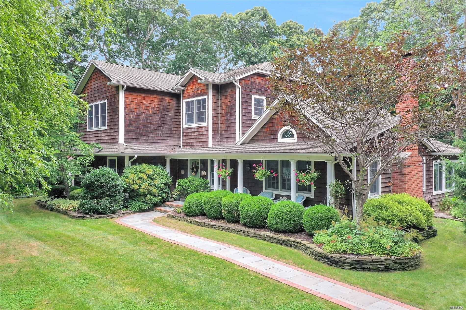 Arrowhead Cove in Peconic Rare opportunity to own this 5 bedroom, 3 bath Cedar shingled residence in this very special location on the North Fork.